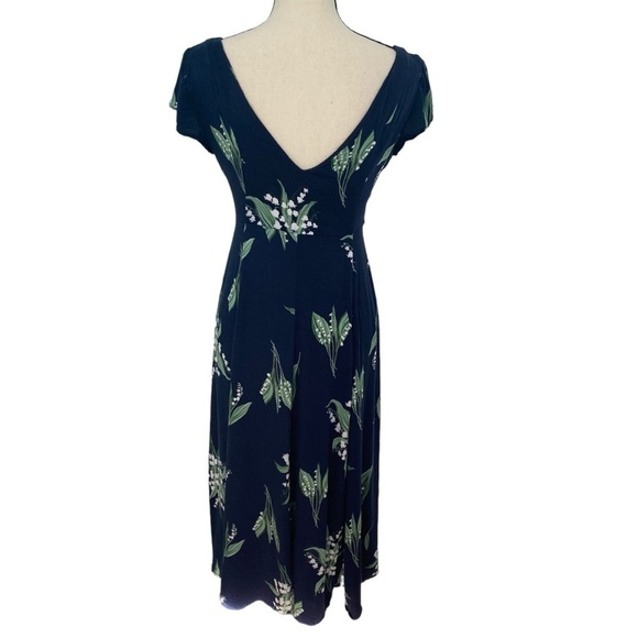 Urban Outfitters Malena Navy Floral Button-Down Midi Dress Size Small - Picture 6 of 16